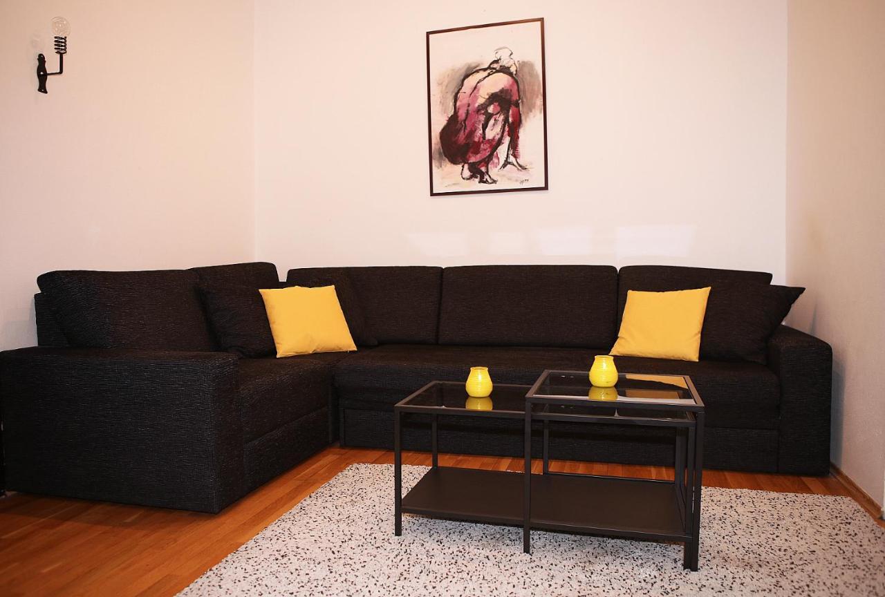 Cozy Apartment In The Middle Of Bratislava Exteriör bild